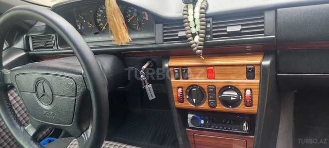 Mercedes E 220 1994, 530,708 km - 2.2 l - Bakı