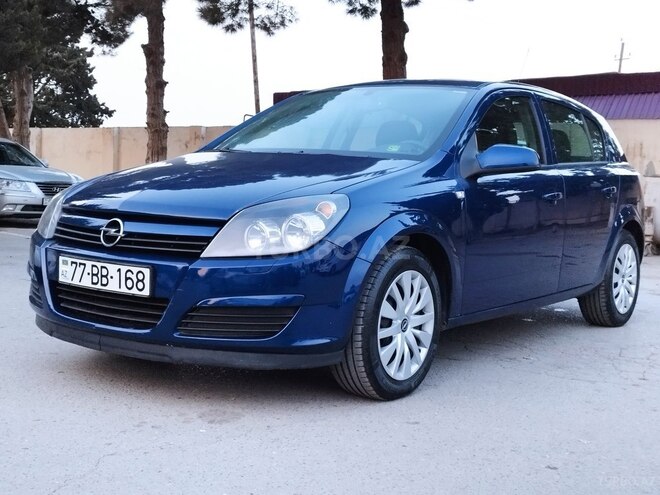 Opel Astra 2004, 232,000 km - 1.4 l - Bakı