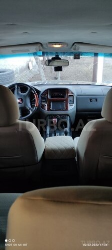 Mitsubishi Pajero 2004, 275,000 km - 3.0 l - Bakı