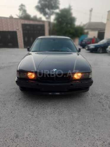 BMW 728 1998, 272,321 km - 2.8 l - Bakı