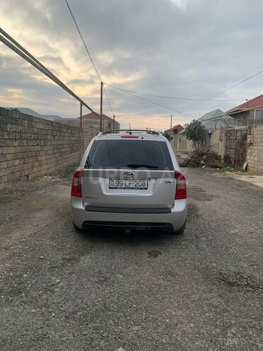 Kia Carens 2006, 288,000 km - 2.0 l - Bakı