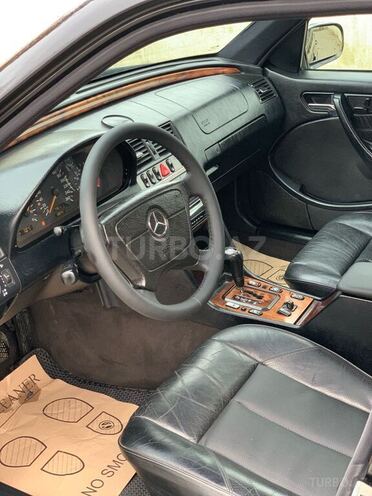 Mercedes C 240 1999, 346,000 km - 2.4 l - Masallı