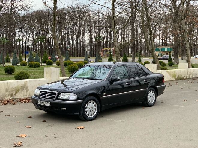 Mercedes C 240 1999, 346,000 km - 2.4 l - Masallı