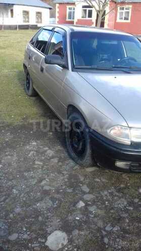 Opel Astra 1997, 269,833 km - 1.6 l - Qəbələ