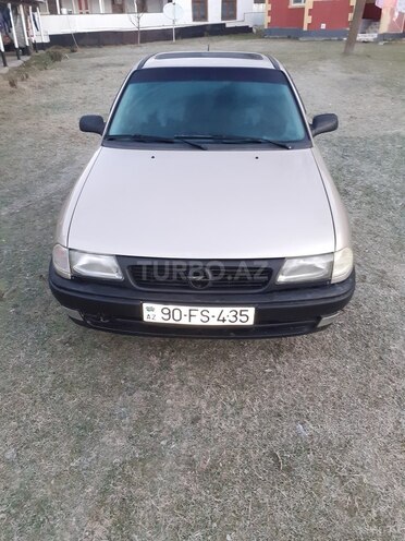 Opel Astra 1997, 269,833 km - 1.6 l - Qəbələ