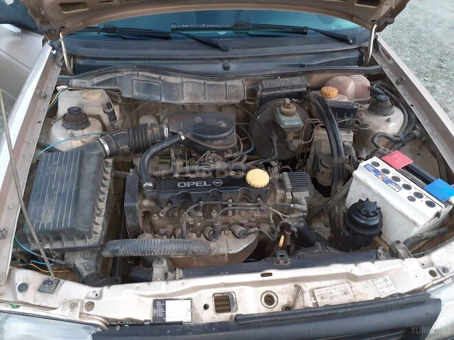 Opel Astra 1997, 269,833 km - 1.6 l - Qəbələ