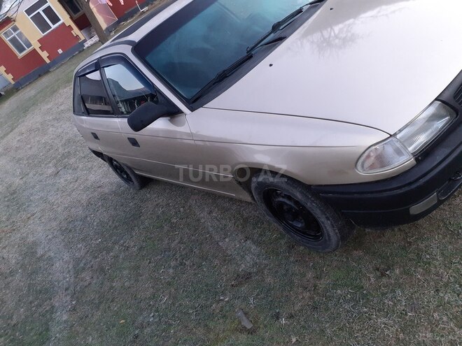 Opel Astra 1997, 269,833 km - 1.6 l - Qəbələ