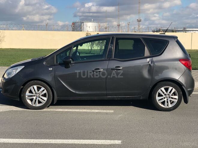 Opel Meriva 2010, 264,000 km - 1.3 л - Bakı