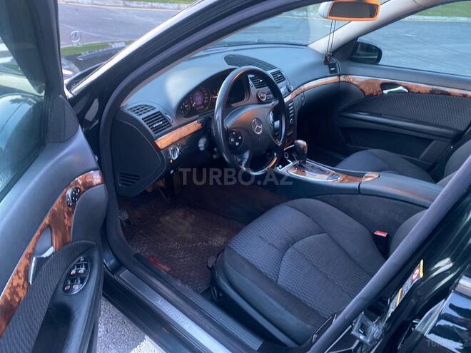 Mercedes E 220 2002, 293,000 km - 2.2 л - Sumqayıt