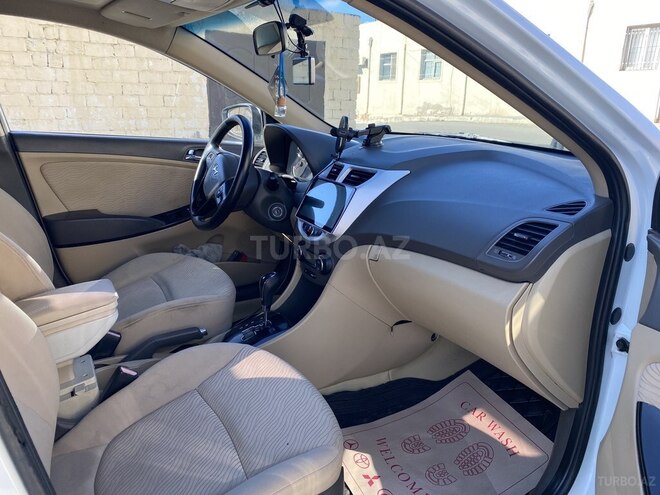 Hyundai Accent 2011, 278,000 km - 1.6 л - Bakı