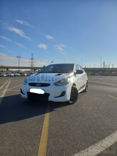 Hyundai Accent 2011, 374,600 km - 1.4 л - Bakı