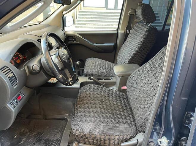 Nissan Navara 2006, 278,000 km - 2.5 l - Bakı