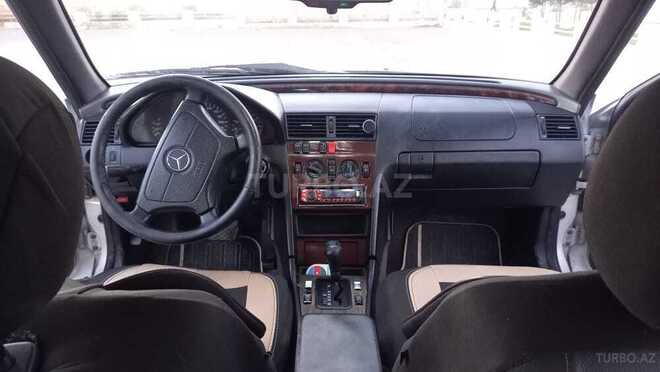 Mercedes C 200 1995, 220,000 km - 2.0 l - Sumqayıt