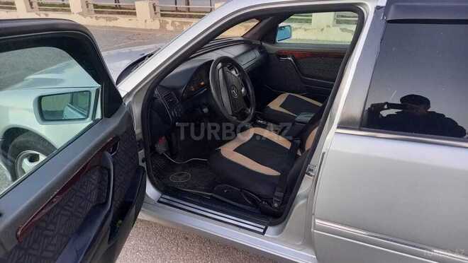 Mercedes C 200 1995, 220,000 km - 2.0 l - Sumqayıt