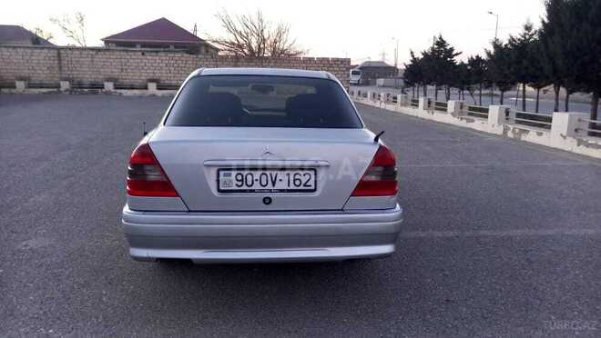 Mercedes C 200 1995, 220,000 km - 2.0 l - Sumqayıt