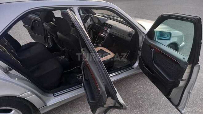 Mercedes C 200 1995, 220,000 km - 2.0 l - Sumqayıt