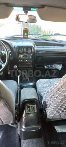 GAZ 31105 2005, 325,800 km - 2.3 l - Salyan
