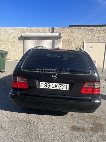 Mercedes E 240 2000, 302,000 km - 2.4 l - Bakı