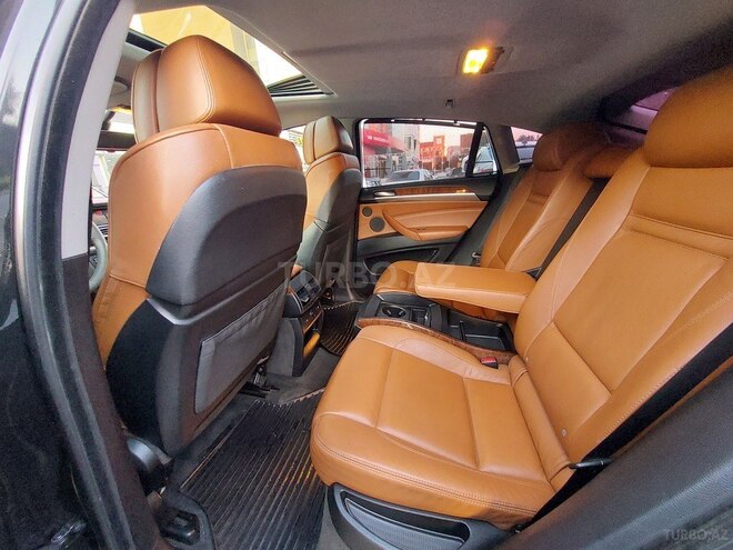 BMW X6 M 2010, 241,321 km - 4.4 л - Sumqayıt