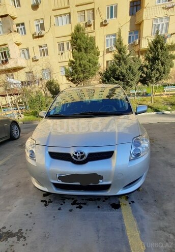 Toyota Auris 2008, 272,000 km - 1.4 л - Bakı