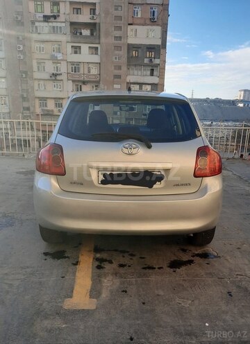 Toyota Auris 2008, 272,000 km - 1.4 л - Bakı