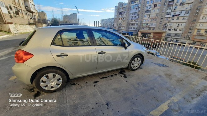 Toyota Auris 2008, 272,000 km - 1.4 л - Bakı