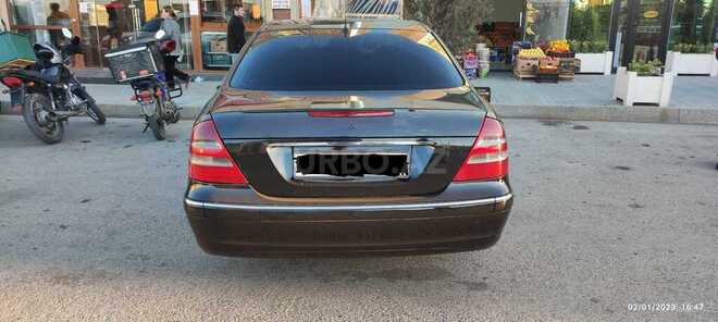 Mercedes E 220 2002, 530,000 km - 2.2 l - Bakı
