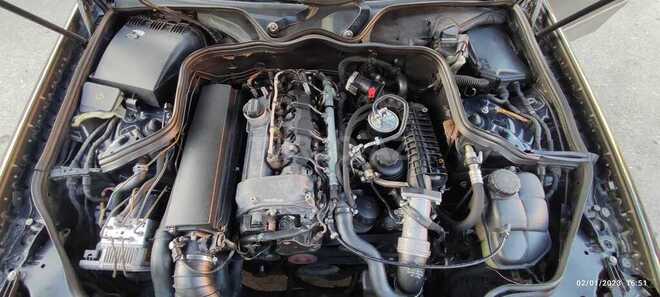 Mercedes E 220 2002, 530,000 km - 2.2 l - Bakı