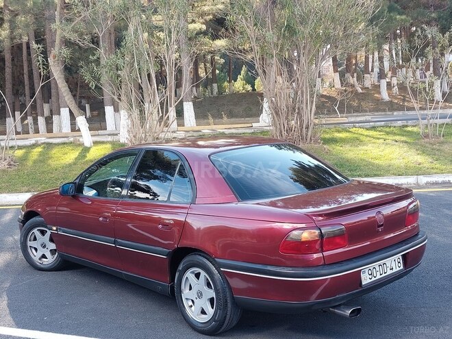 Opel Omega 1998, 588,074 km - 2.0 л - Sumqayıt