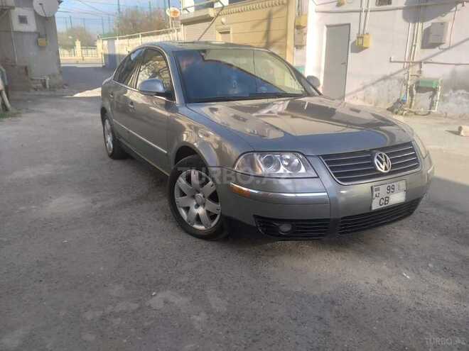 Volkswagen Passat 2004, 282,500 km - 1.8 l - Bakı