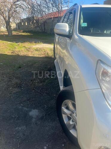 Toyota Prado 2012, 230,000 km - 2.7 л - Bakı