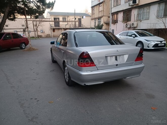 Mercedes C 200 1998, 329,845 km - 2.0 l - Bakı