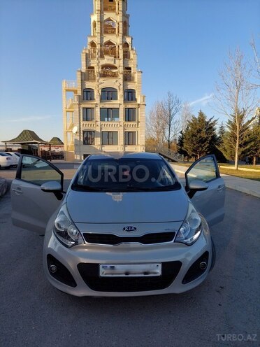 Kia Rio 2011, 350,000 km - 1.4 л - Xaçmaz