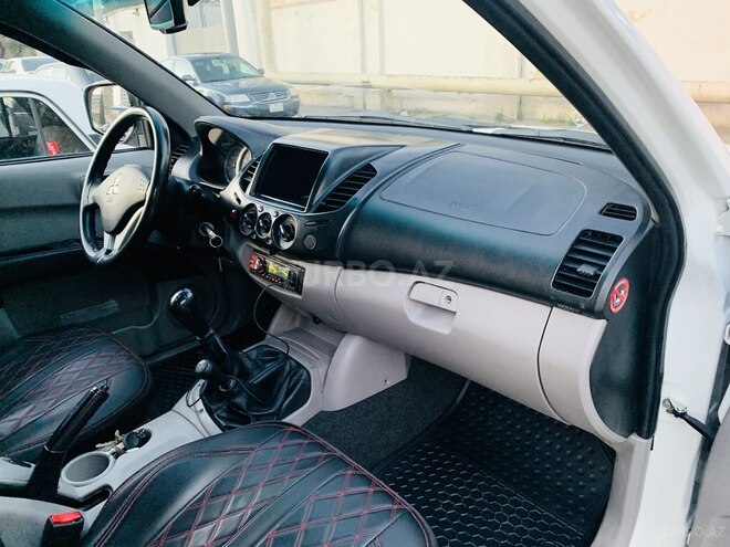 Mitsubishi L200 2014, 189,654 km - 2.5 l - Bakı