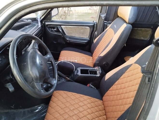 GAZ 3110 2004, 200,000 km - 2.4 l - Qobustan