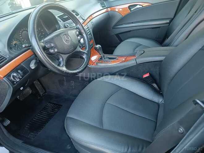 Mercedes E 220 2006, 300,000 km - 2.2 l - Bakı