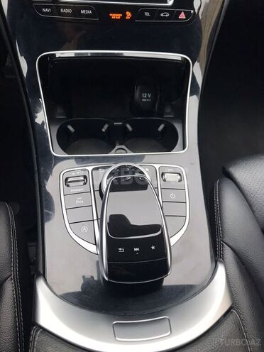 Mercedes C 300 2017, 219,700 km - 2.2 l - Bakı