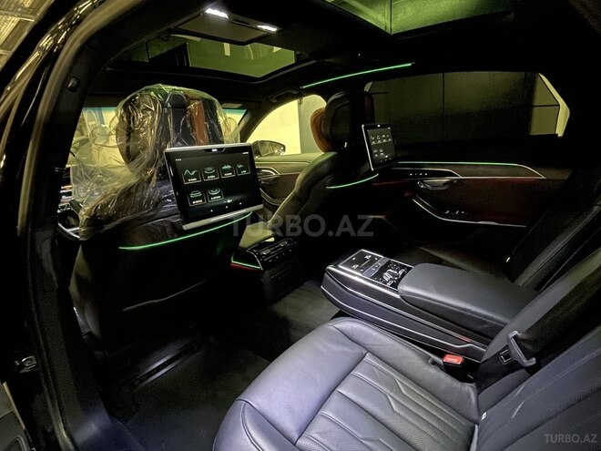 Audi A8 2018, 74,000 km - 3.0 l - Bakı