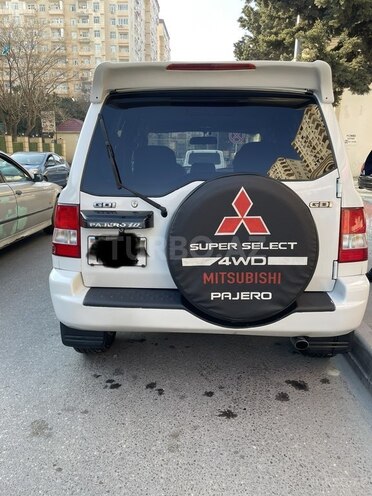 Mitsubishi Pajero io 2000, 270,000 km - 2.0 л - Bakı