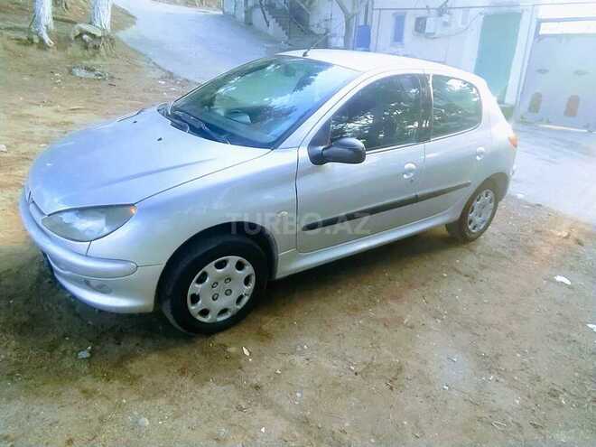 Peugeot 206 2002, 286,000 km - 1.4 l - Bakı