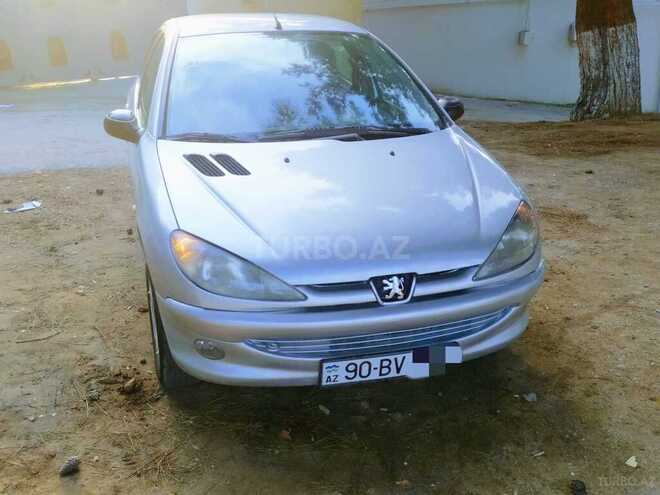 Peugeot 206 2002, 286,000 km - 1.4 l - Bakı