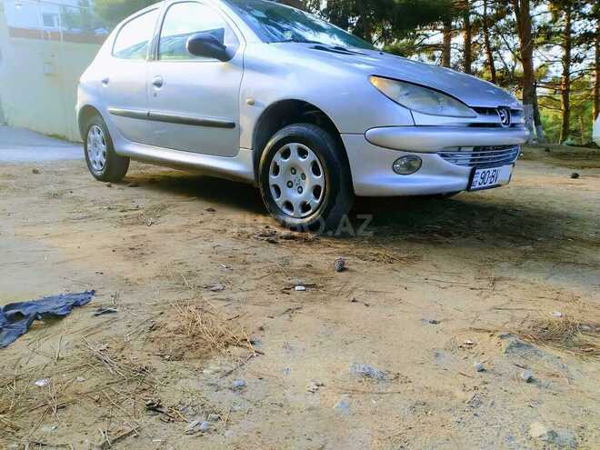 Peugeot 206 2002, 286,000 km - 1.4 l - Bakı