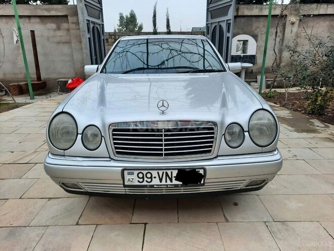 Mercedes E 230 1995, 309,000 km - 2.3 l - Bakı