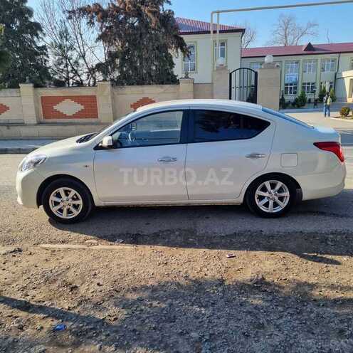 Nissan Sunny 2013, 219,000 km - 1.5 l - Bakı