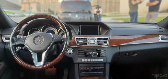 Mercedes E 250 2014, 177,000 km - 2.2 л - Bakı