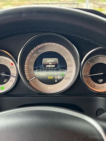 Mercedes E 250 2014, 210,000 km - 2.2 l - Bakı