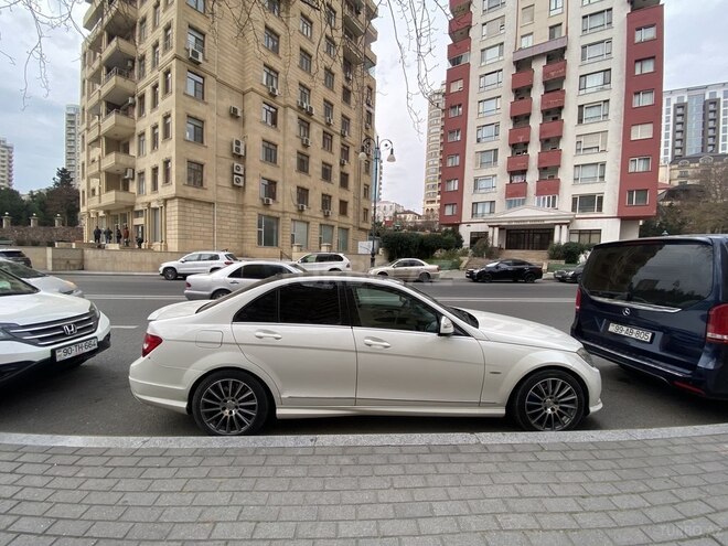 Mercedes C 180 2008, 305,000 km - 1.8 l - Bakı