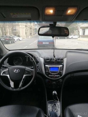 Hyundai Accent 2012, 130,000 km - 1.6 л - Bakı