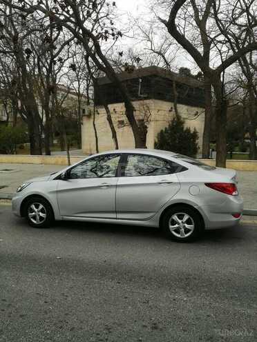 Hyundai Accent 2012, 130,000 km - 1.6 л - Bakı