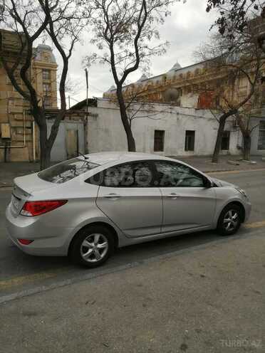 Hyundai Accent 2012, 130,000 km - 1.6 л - Bakı